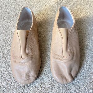 Bloch jazz shoes, tan leather, kids size 11